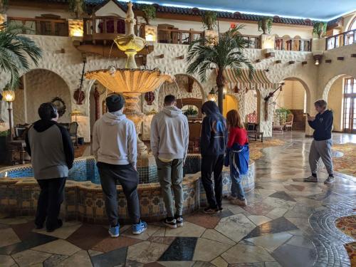 PXL 20220410 181025077